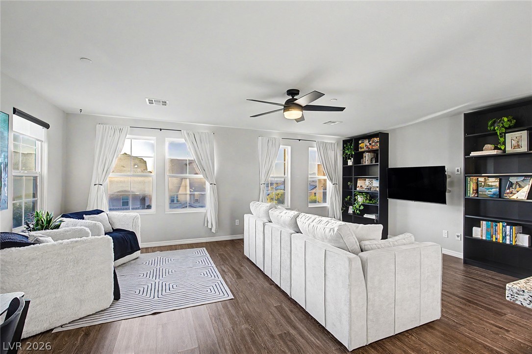 374 Gracious Way Property Photo 6