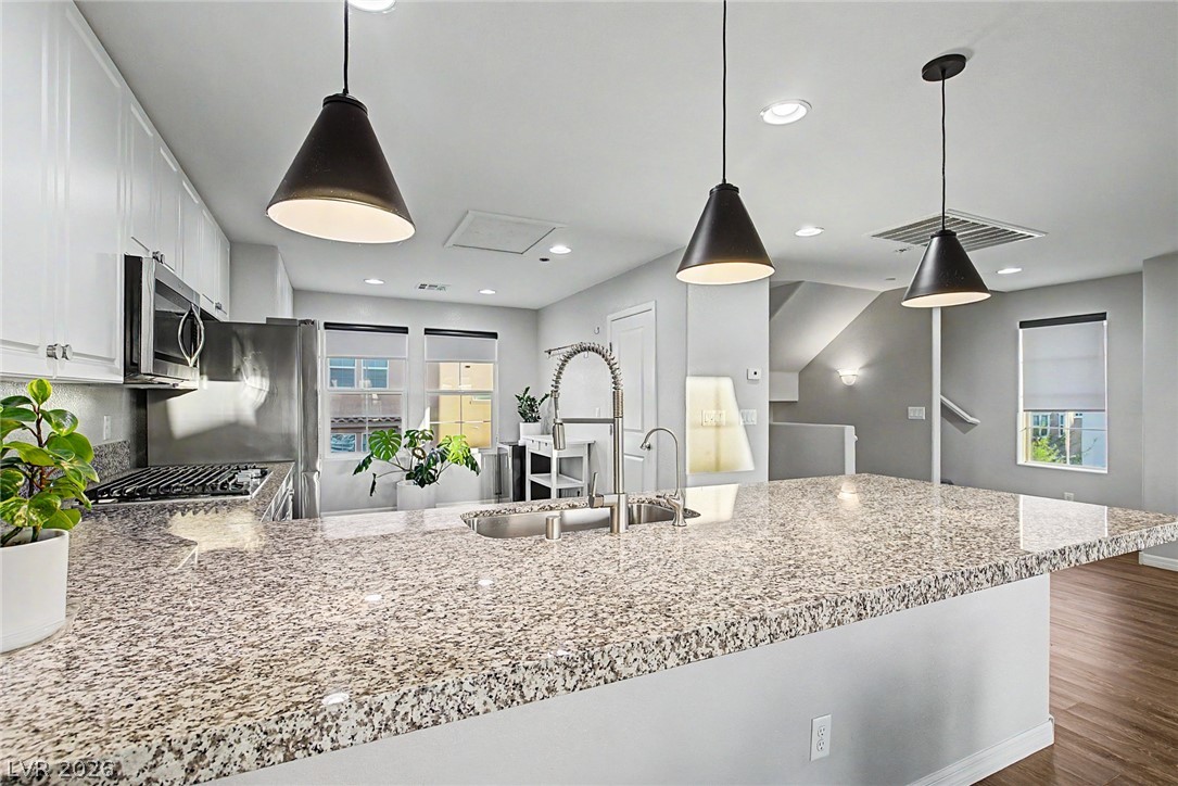 374 Gracious Way Property Photo 12