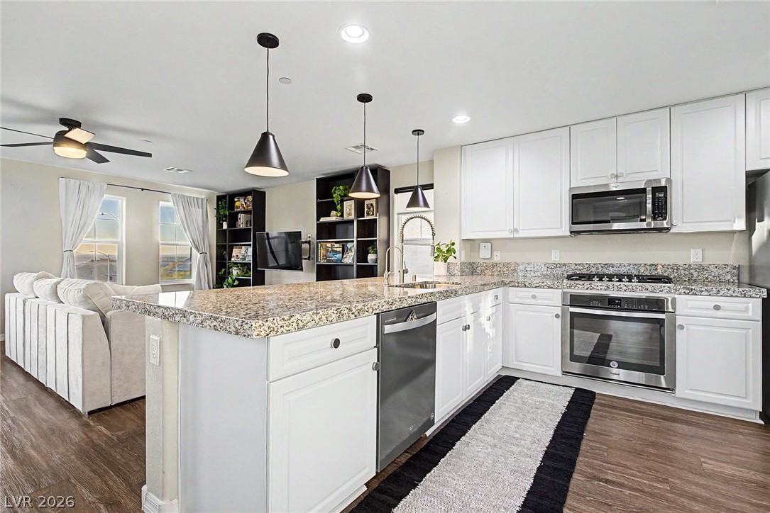 374 Gracious Way Property Photo 13