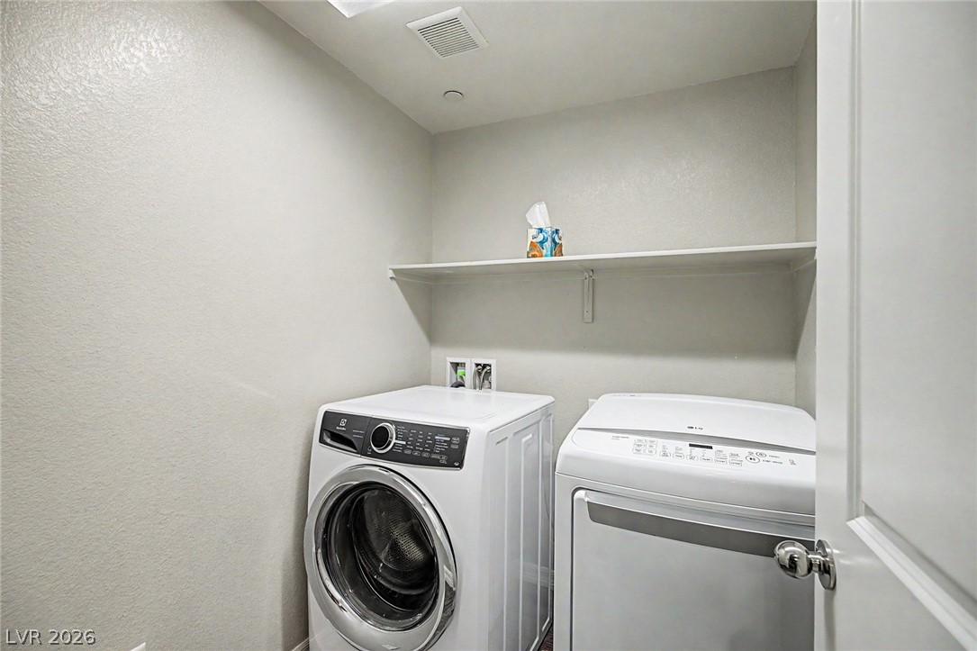374 Gracious Way Property Photo 35