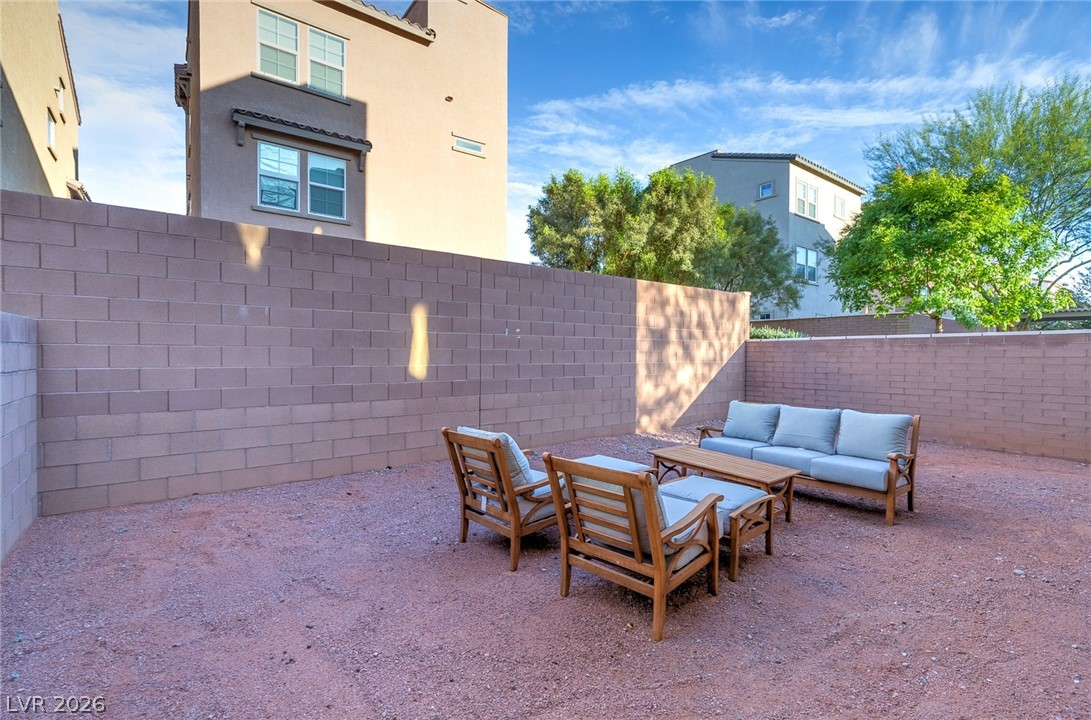 374 Gracious Way Property Photo 36