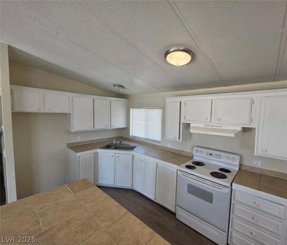 3590 Borax Avenue Property Photo 22
