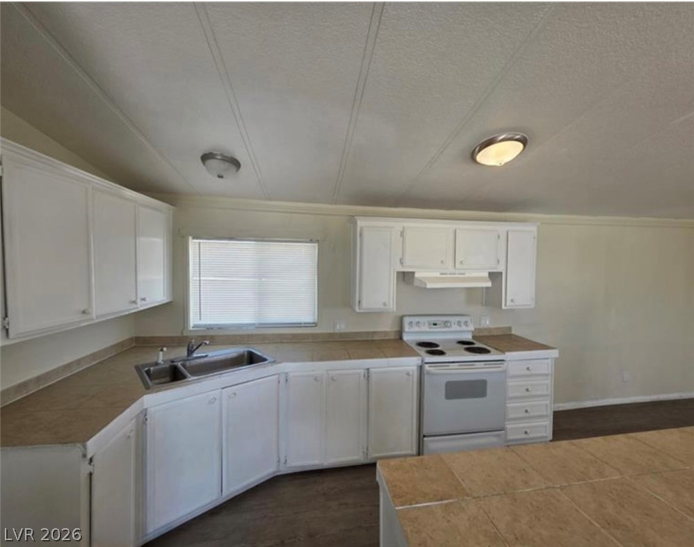 3590 Borax Avenue Property Photo 23