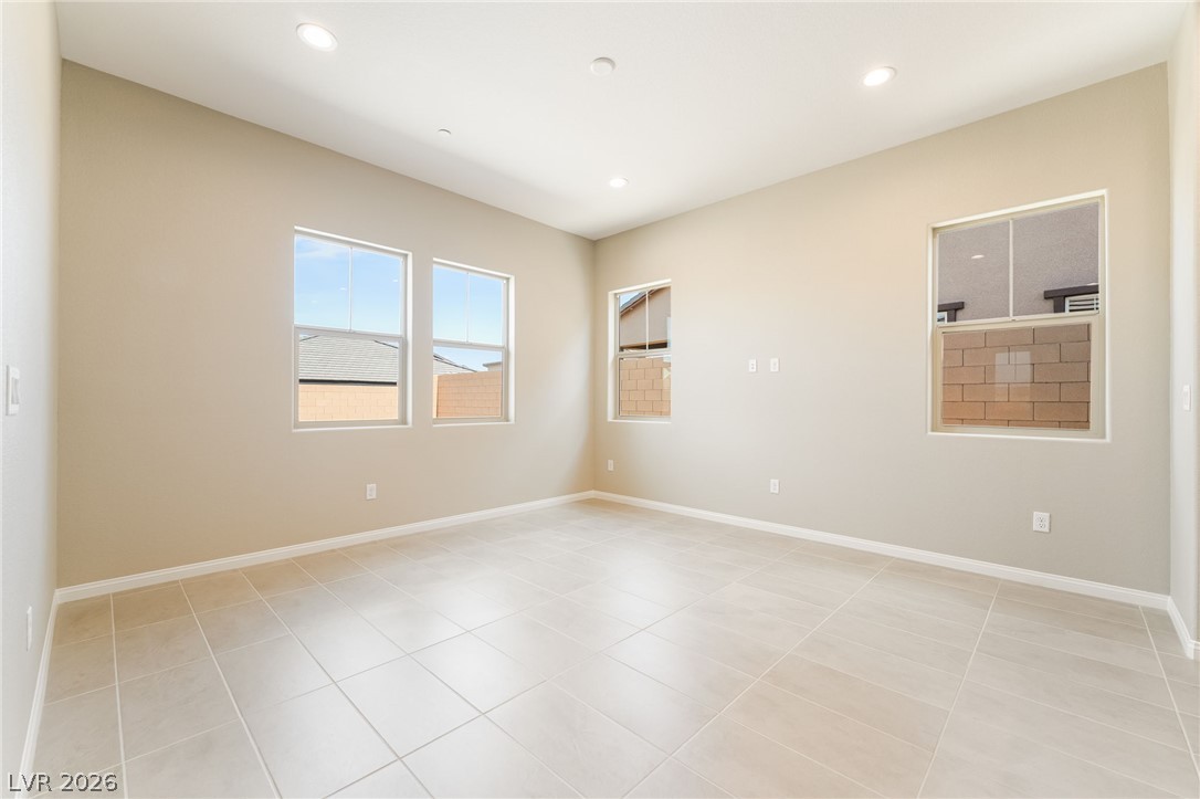 654 Ambridge Drive Property Photo 9