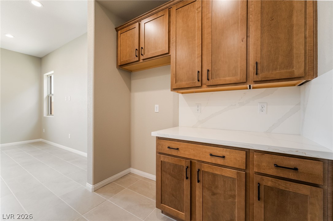 654 Ambridge Drive Property Photo 18