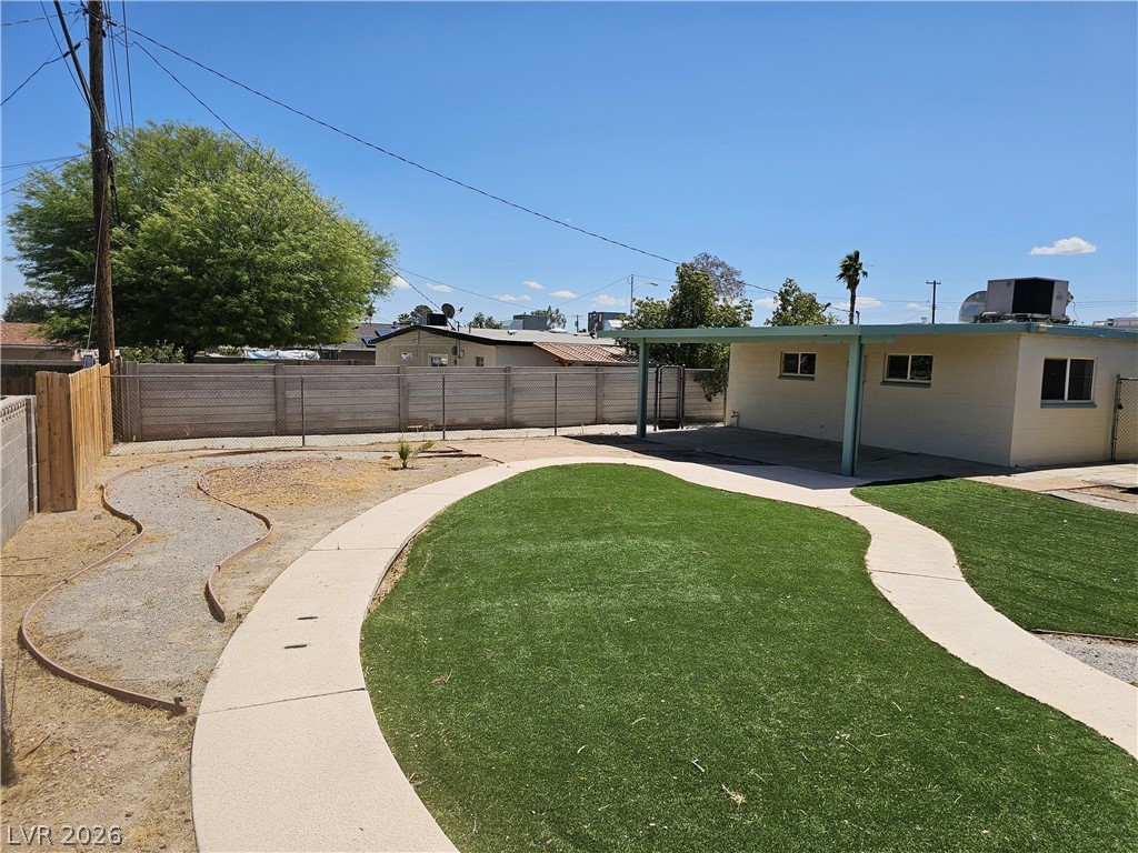 1074 King Richard Avenue Property Photo 9