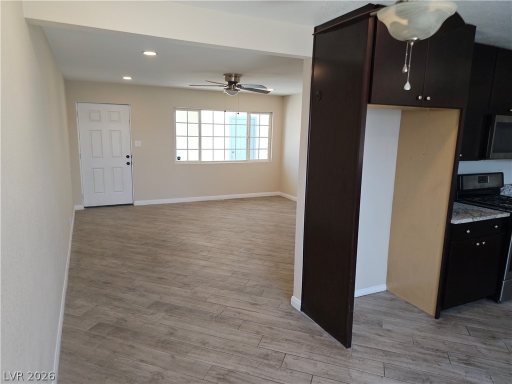 1074 King Richard Avenue Property Photo 17