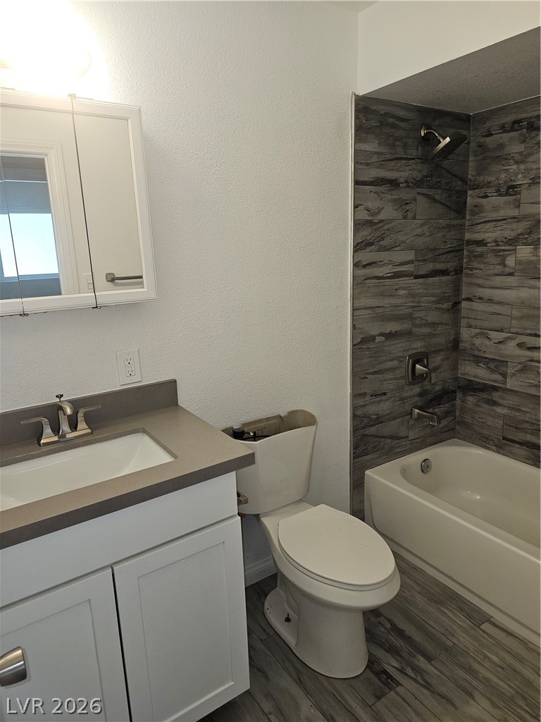 1074 King Richard Avenue Property Photo 23