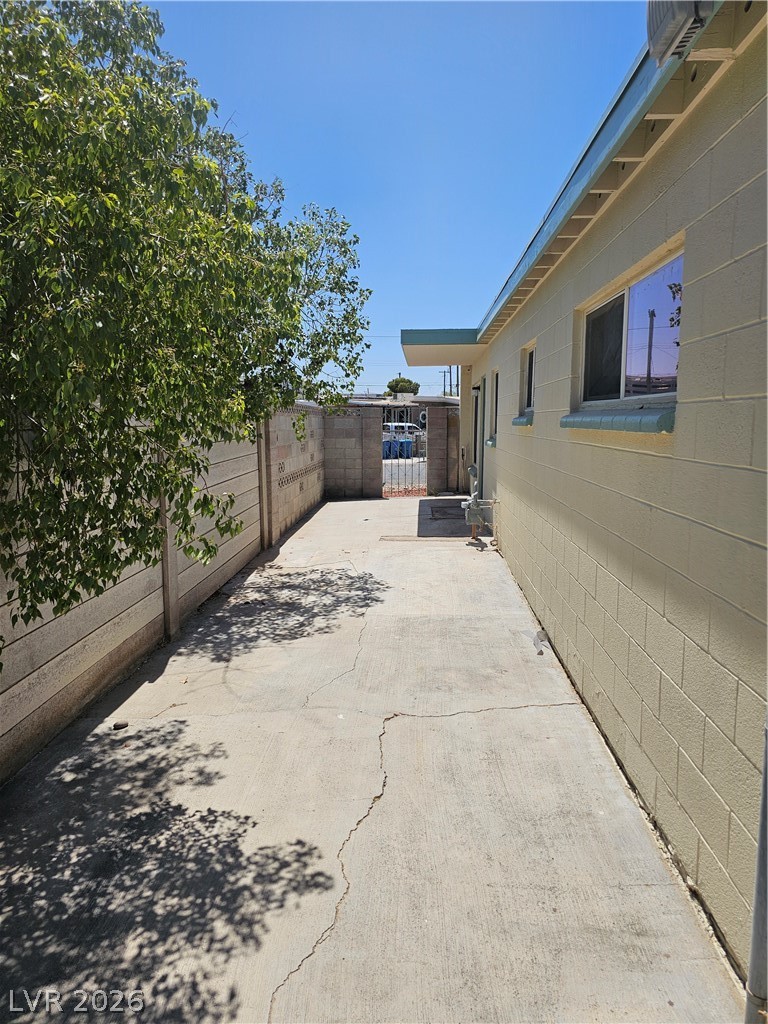 1074 King Richard Avenue Property Photo 31