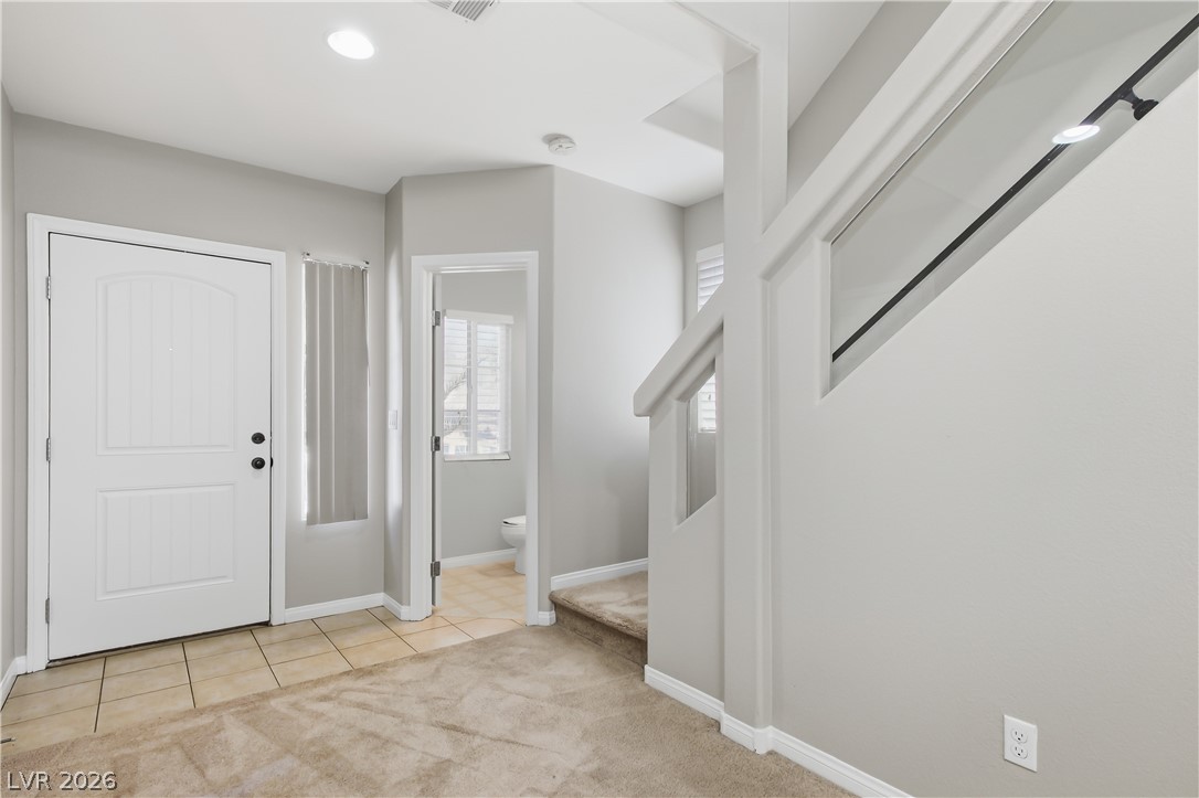 6713 Philharmonic Avenue Property Photo 5