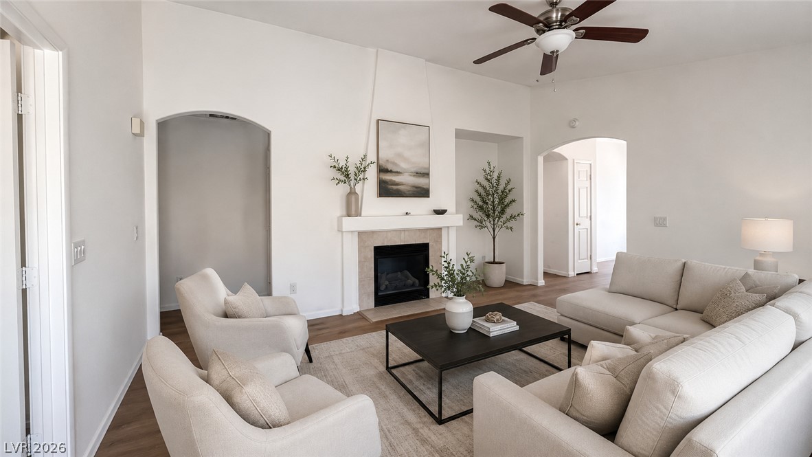 10976 Vallerosa Street Property Photo 5