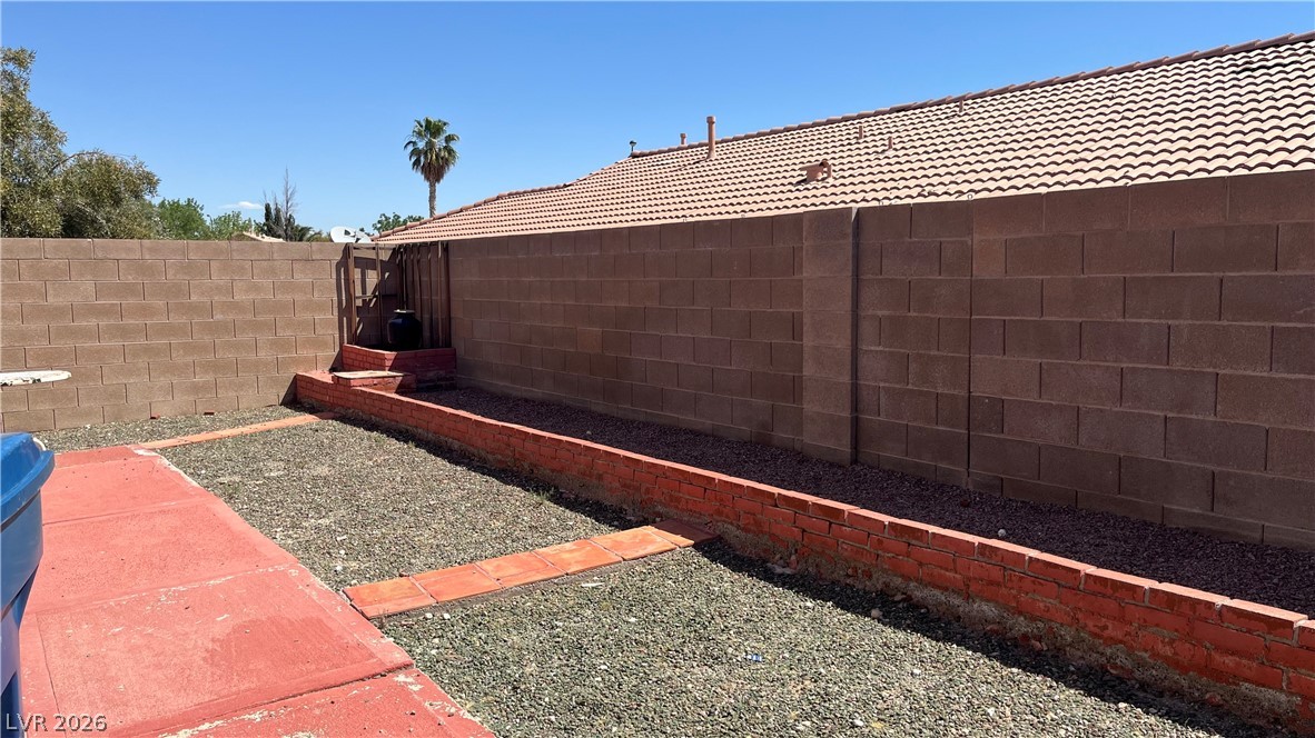 10976 Vallerosa Street Property Photo 13
