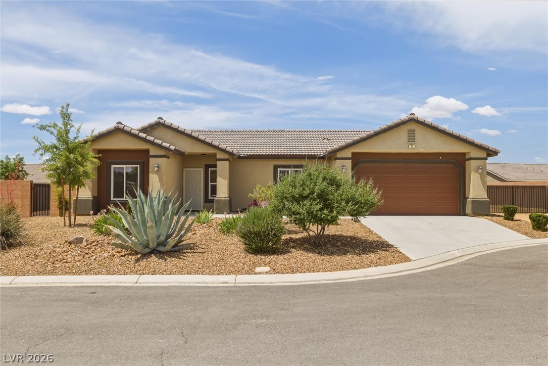 30 Magnolia Boulevard Property Photo 3