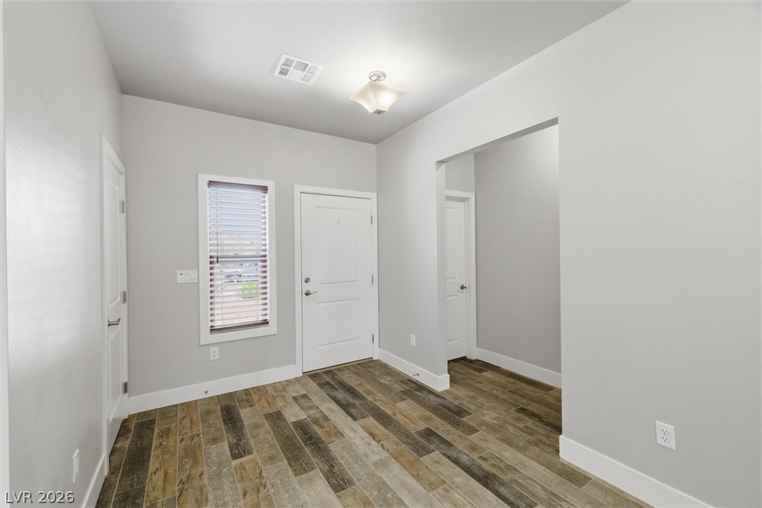 30 Magnolia Boulevard Property Photo 4