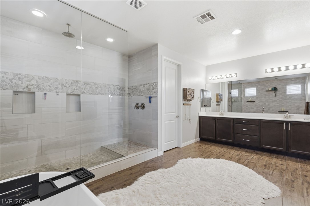 6380 Regina Ridge Street Property Photo 19