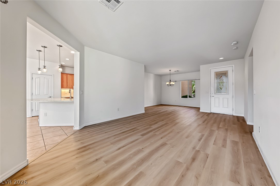 2381 Rosendale Village Avenue Property Photo 11