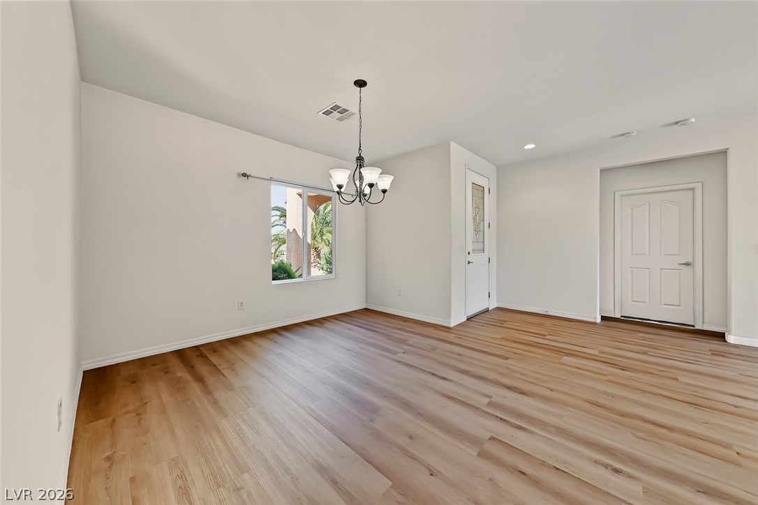 2381 Rosendale Village Avenue Property Photo 15