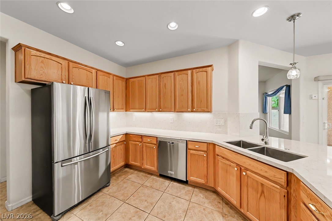 2381 Rosendale Village Avenue Property Photo 18