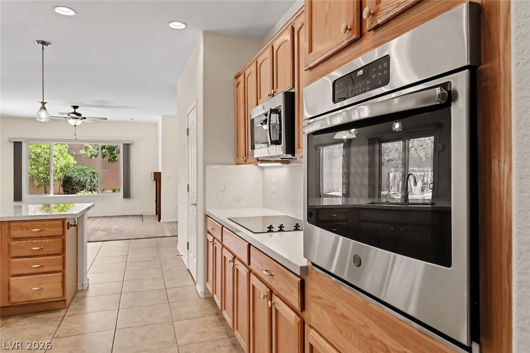 2381 Rosendale Village Avenue Property Photo 19