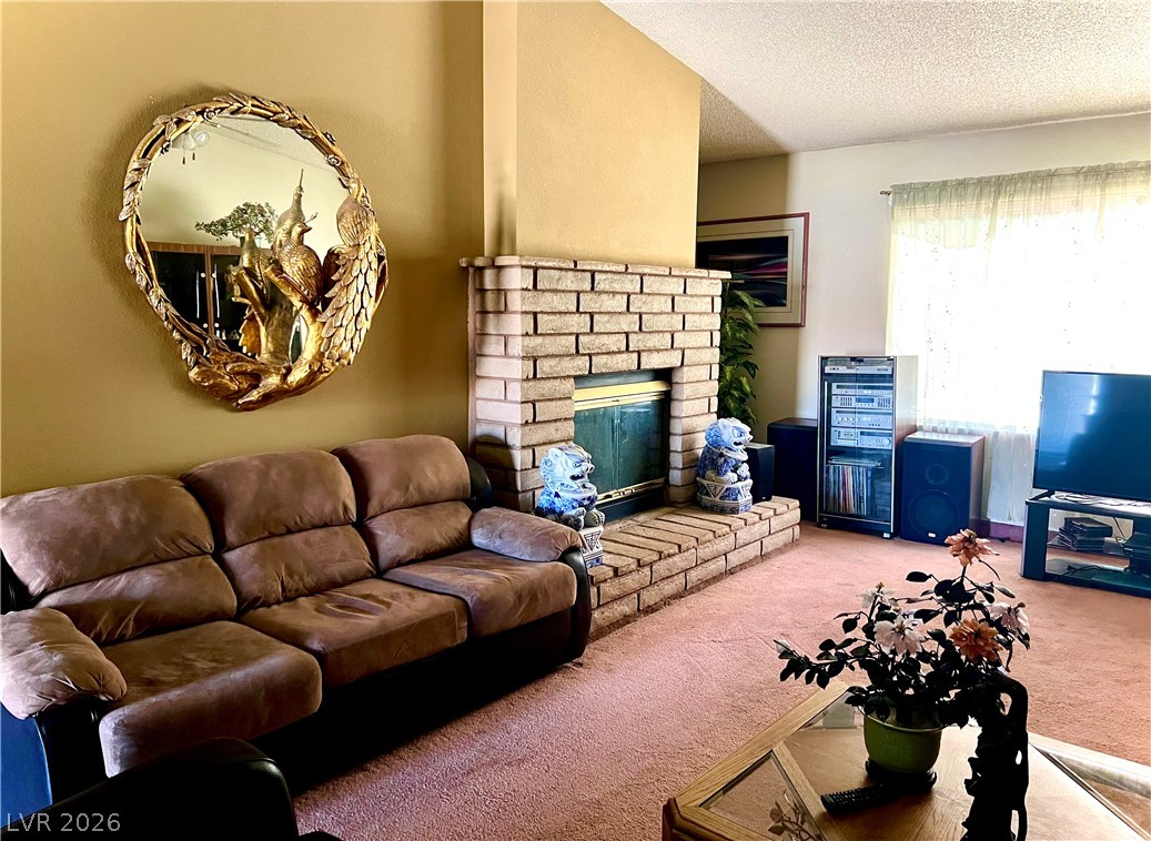 738 Loganrun Lane Property Photo 5