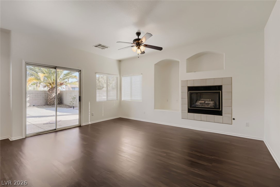 3168 Castle Canyon Avenue Property Photo 10