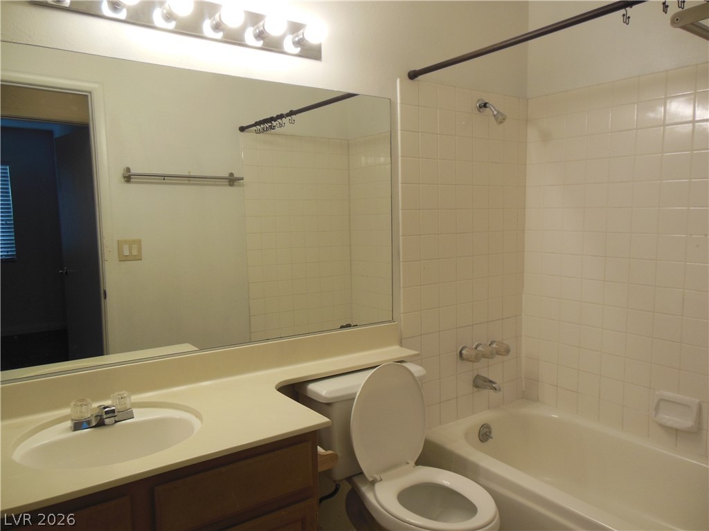7532 Parnell Avenue Property Photo 12