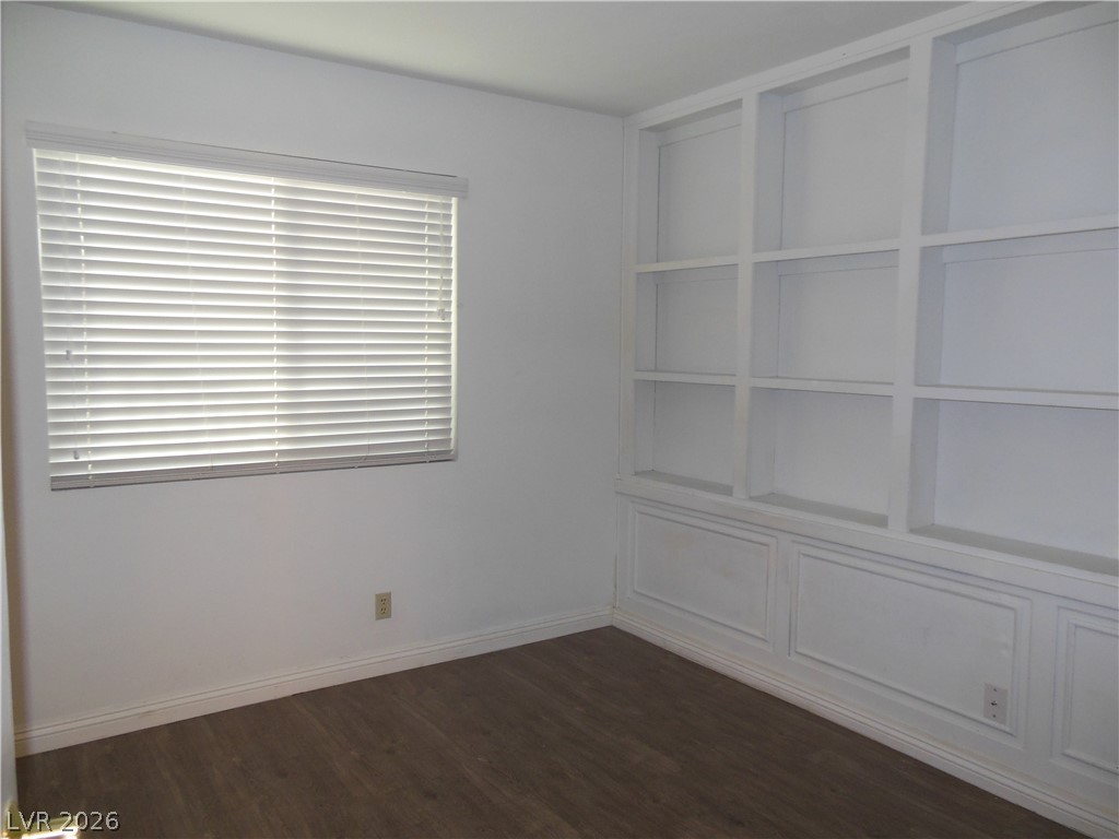 7532 Parnell Avenue Property Photo 13
