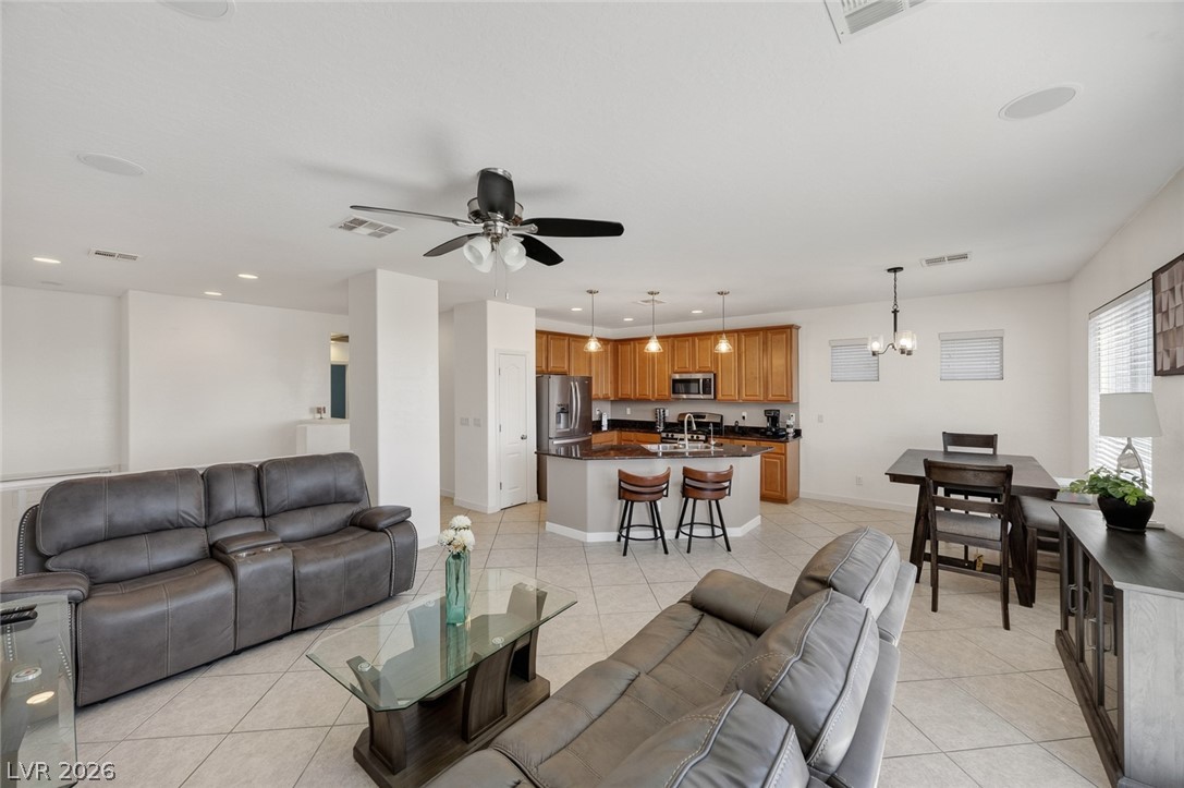 10617 Hartford Hills Avenue Property Photo 2