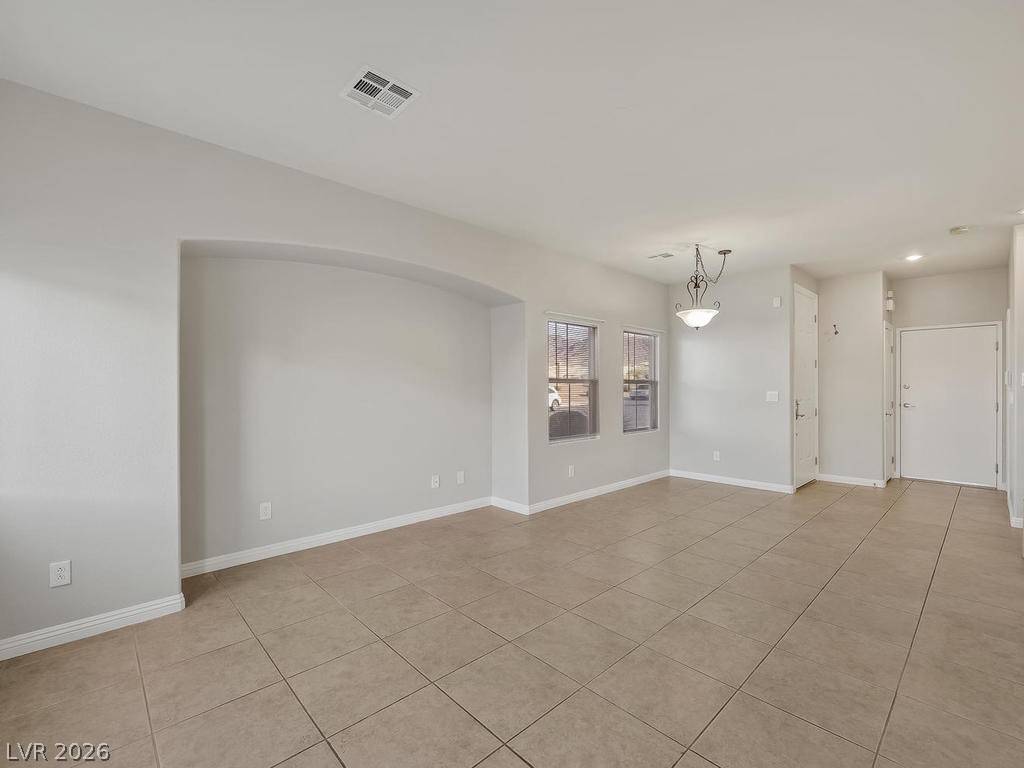 1087 Luna Eclipse Lane 3 Property Photo 5