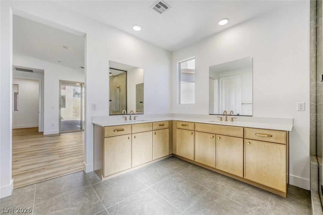 1041 Soaring Sage Avenue Property Photo 14
