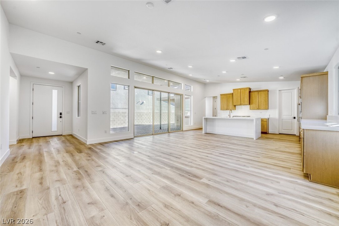 1041 Soaring Sage Avenue Property Photo 19