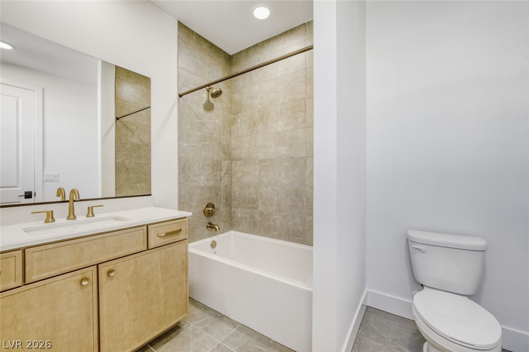 1041 Soaring Sage Avenue Property Photo 24