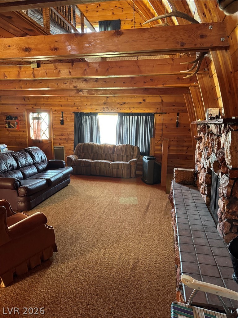 20996 Pinion Pine Road Property Photo 8