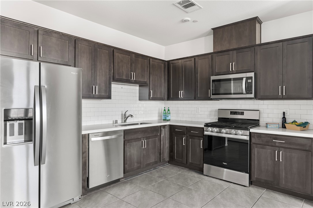 538 Ylang Place Property Photo 10