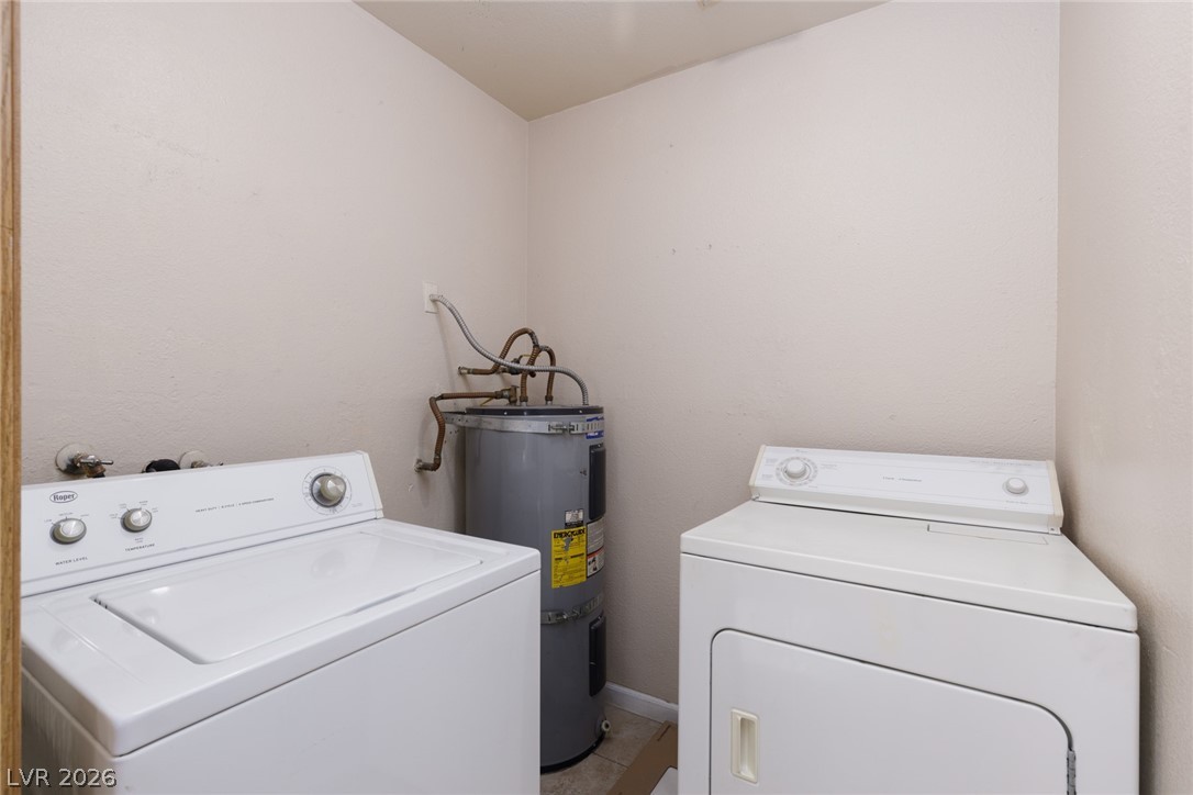 2674 Bryandouglas Drive B Property Photo 8