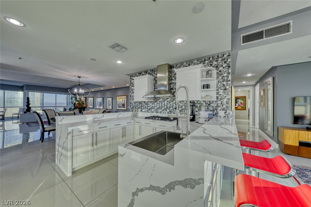 4575 Dean Martin Drive 1912 Property Photo 10