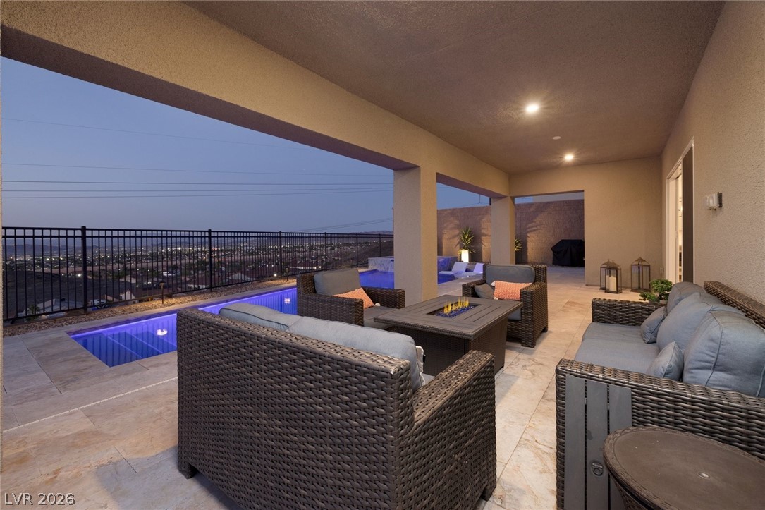 214 Shaded Canyon Drive Property Photo 47
