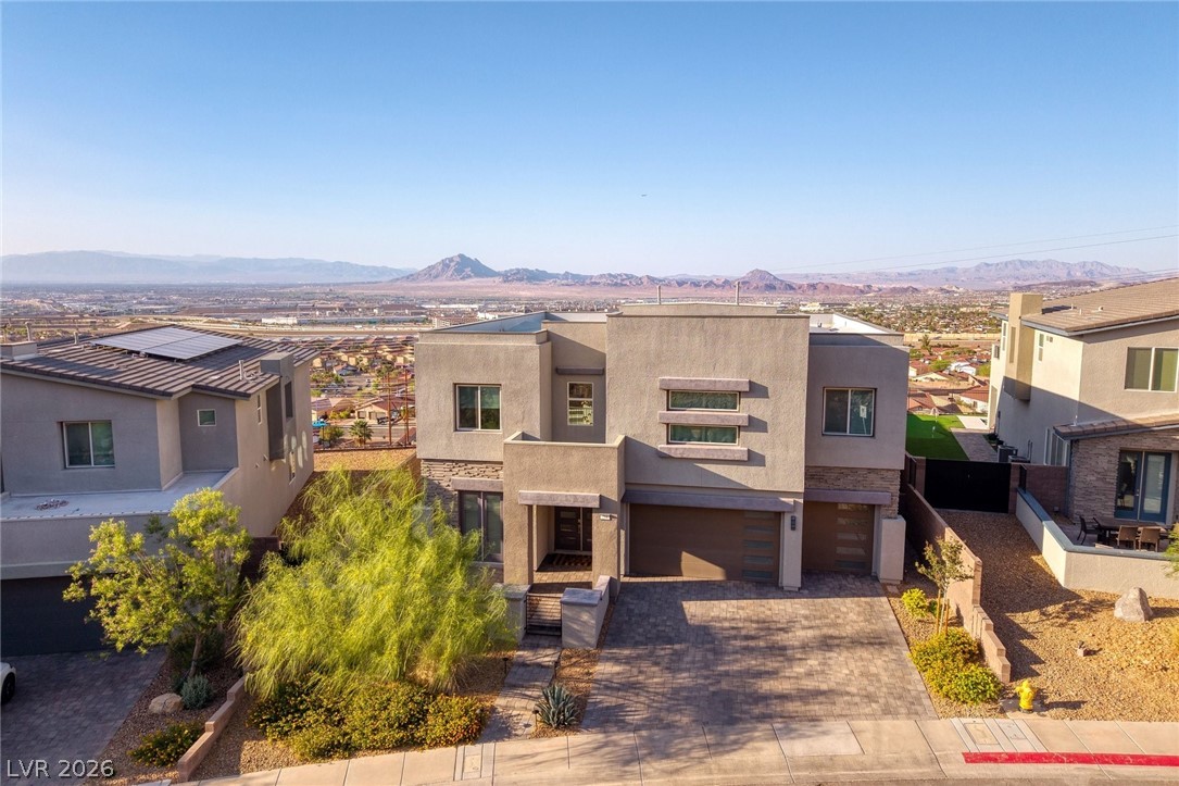 214 Shaded Canyon Drive Property Photo 63