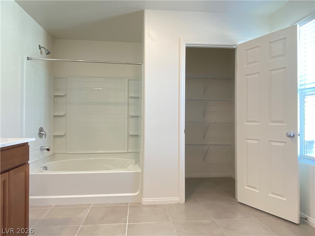 6998 Solano Canyon Avenue Property Photo 19