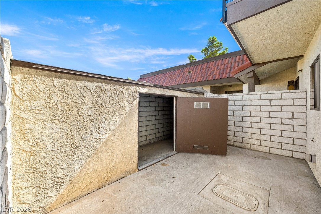 761 Bourbon Street D3 Property Photo 8