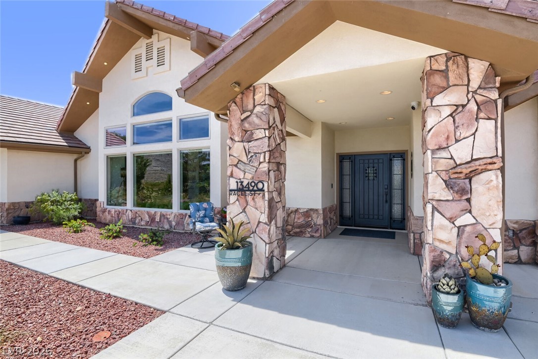 13490 Racel Street Property Photo 17