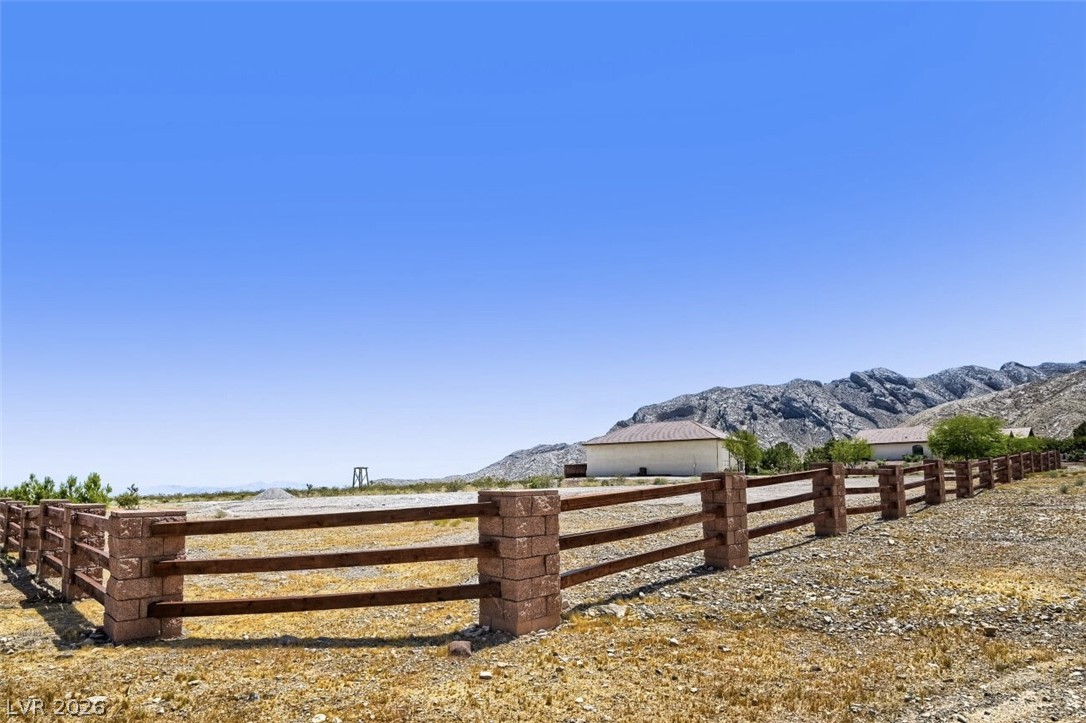 13490 Racel Street Property Photo 48