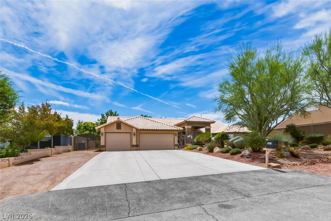 8645 Bright Angel Way Property Photo 2