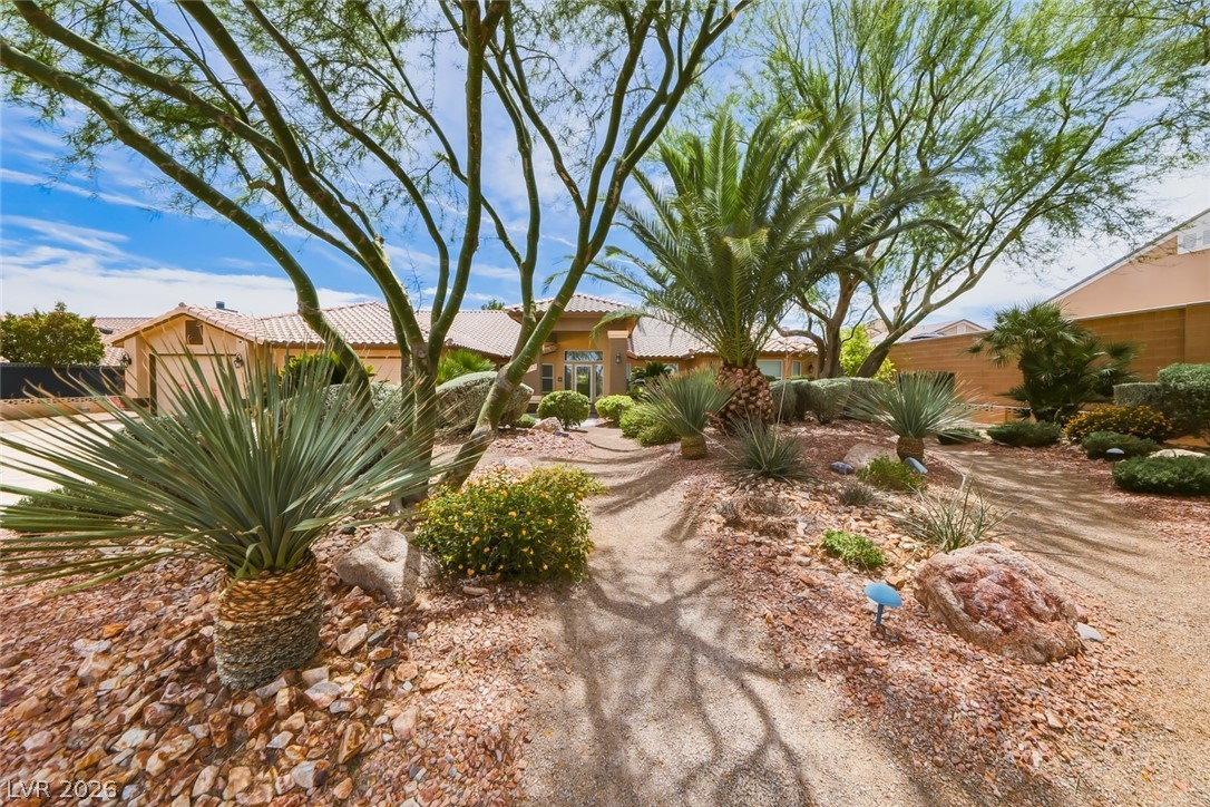 8645 Bright Angel Way Property Photo 4