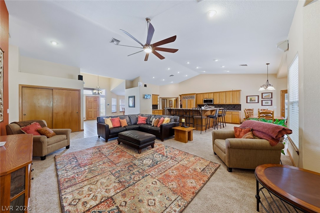 8645 Bright Angel Way Property Photo 18