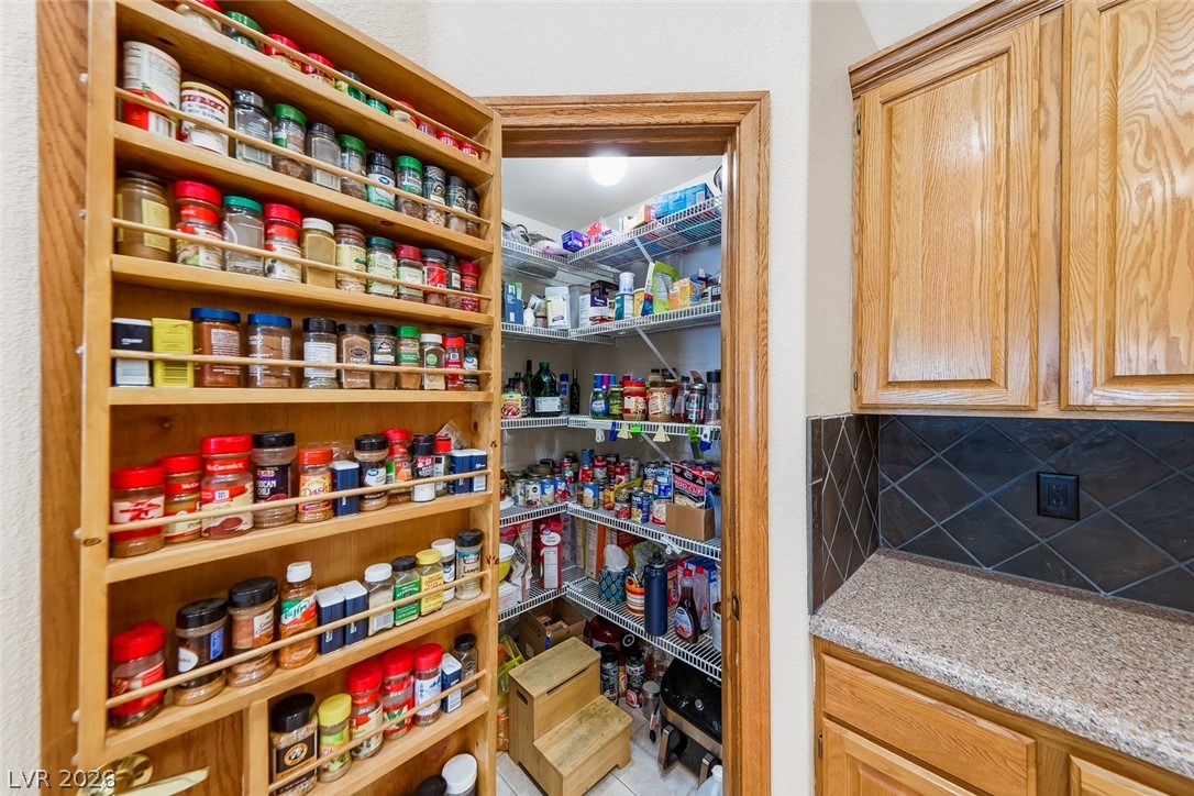 8645 Bright Angel Way Property Photo 24