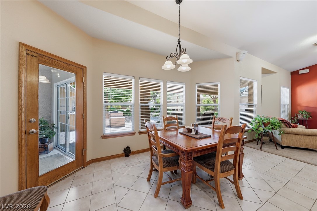 8645 Bright Angel Way Property Photo 26
