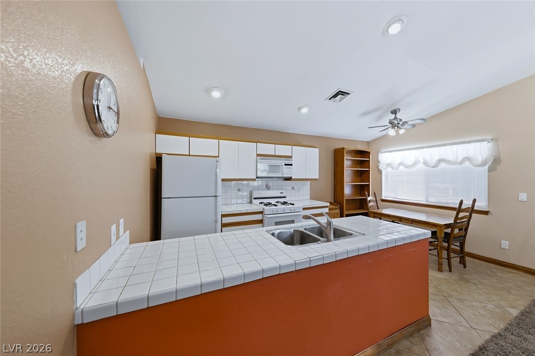 8645 Bright Angel Way Property Photo 52