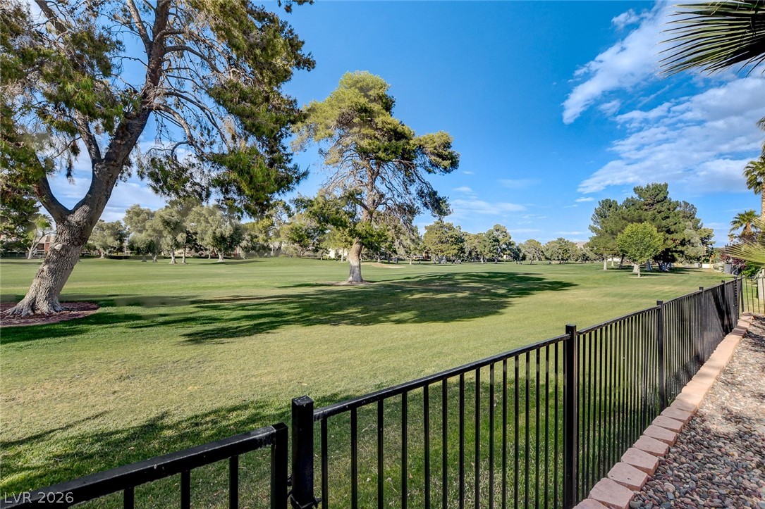 828 Vegas Valley Drive Property Photo 88