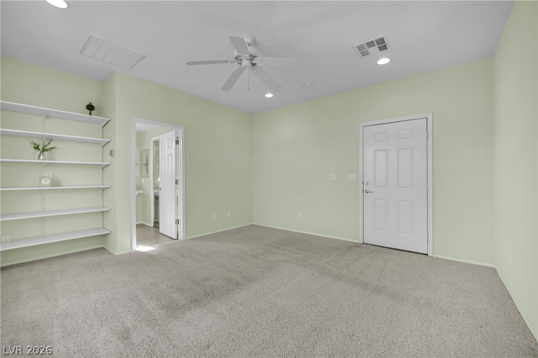 2582 Grandville Avenue Property Photo 28